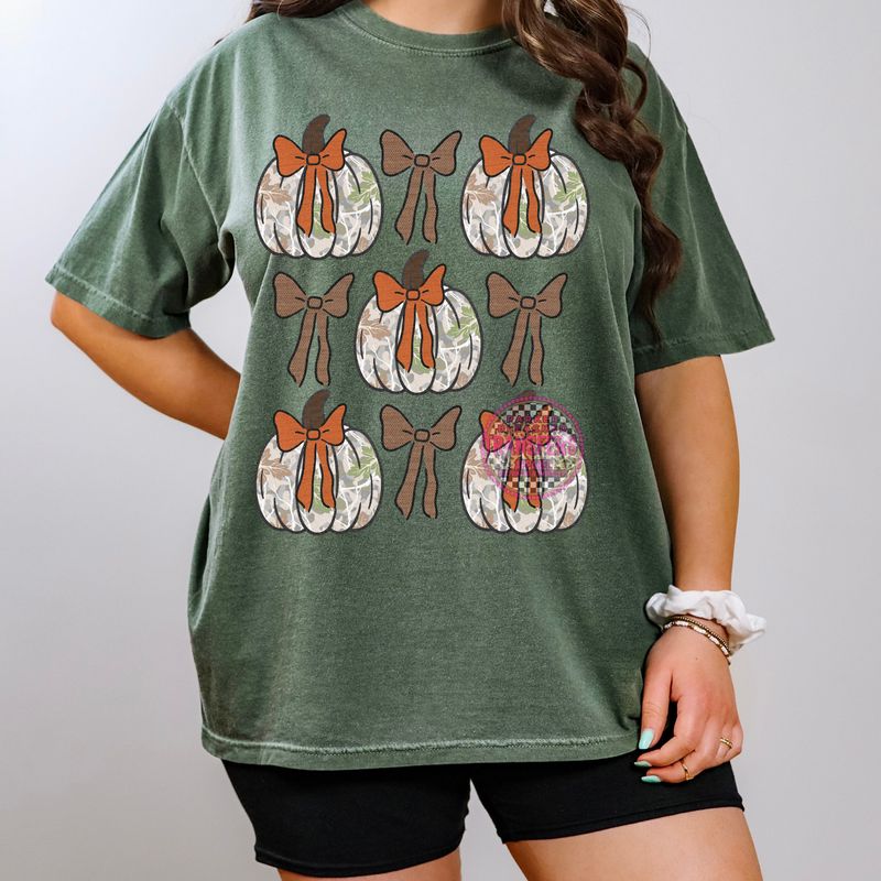 CAMO PUMPKIN AND BOWS