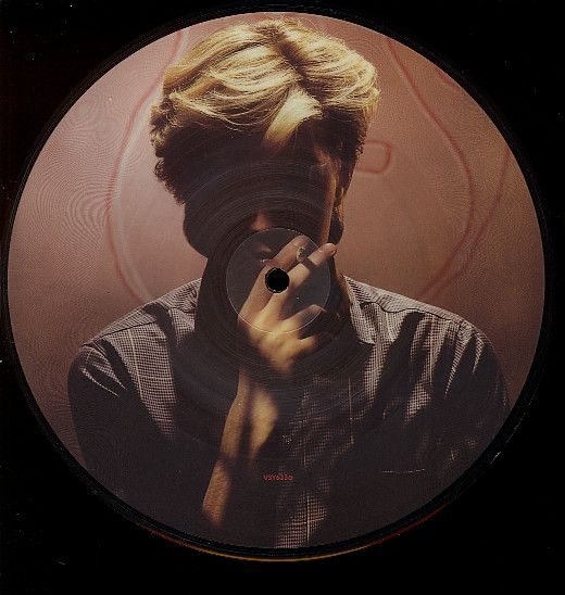 David Sylvian - Red Guitar (7", Single, Pic) (Very Good Plus (VG+))