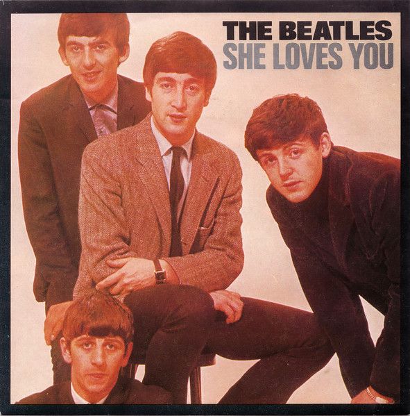 The Beatles - She Loves You (7", Single, RE) (Near Mint (NM or M-))