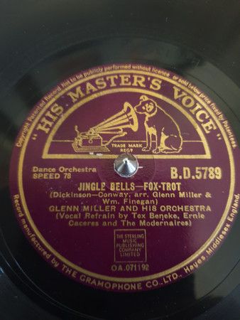 Glenn Miller And His Orchestra - Jingle Bells / American Patrol (Shellac, 10") (Very Good Plus (VG+))