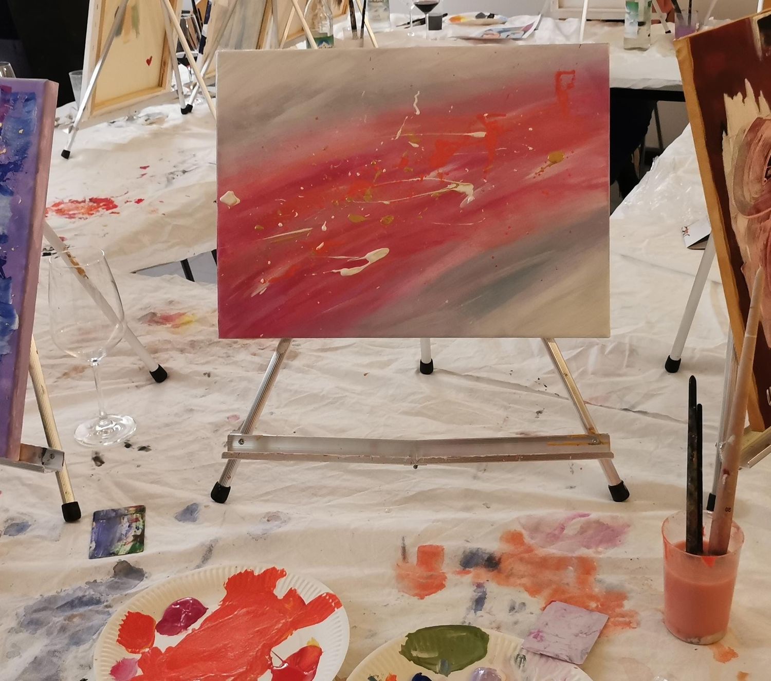 Special:Art &amp; Wine Pouringtechnik - Malkurs mit Weinverkostung in Augsburg