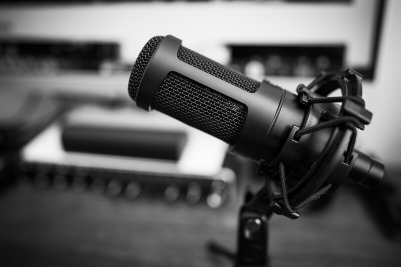 SAMPLE PRODUCT. Podcast E-book: A Guide To The Right Mic