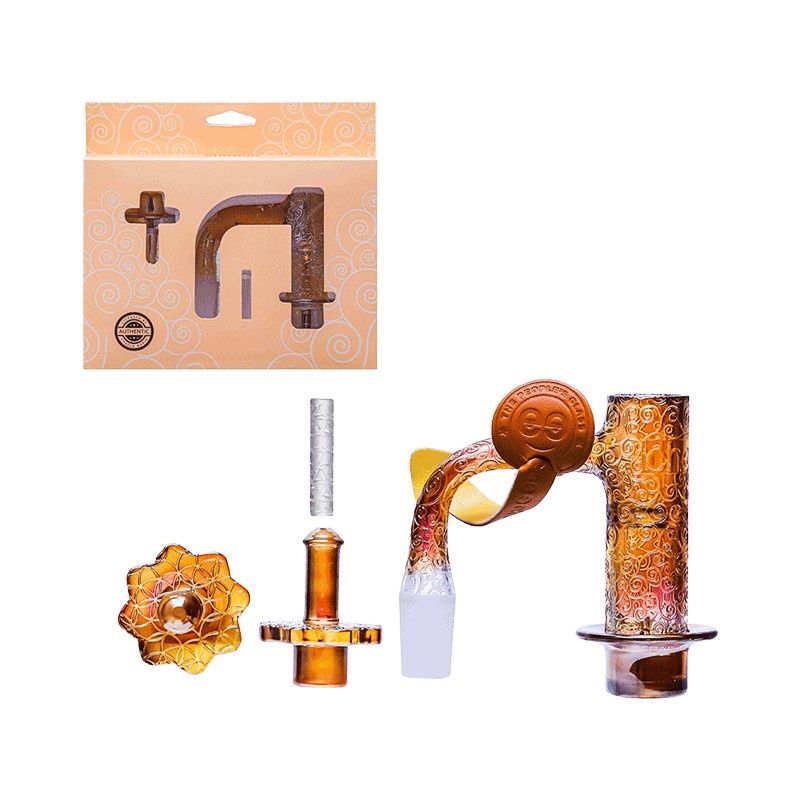 Cheech Glass, Gold Fumed Banger w/ Cap
