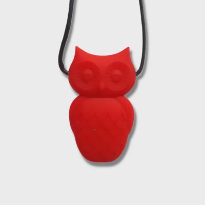 Owl Chew Pendant, Variant: Scarlett Red