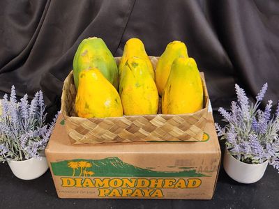 Fresh Papayas (10 lbs)