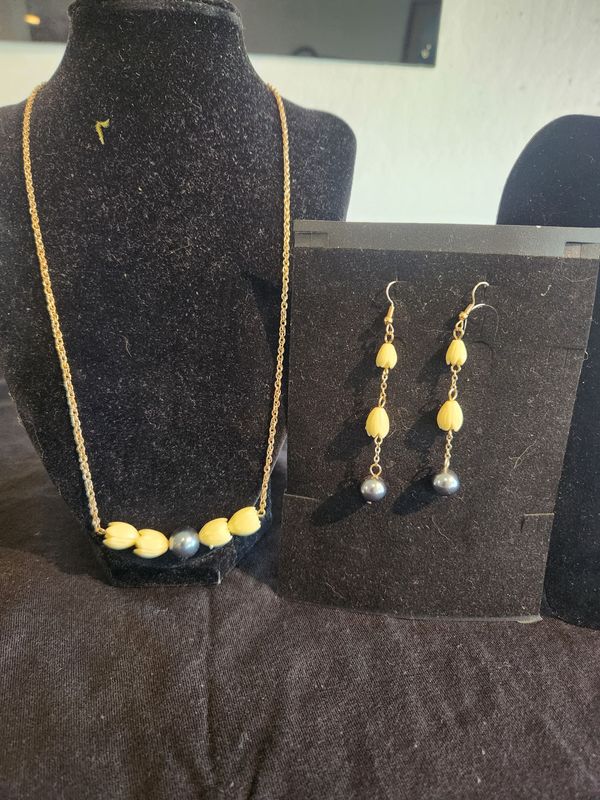 pikake necklace set