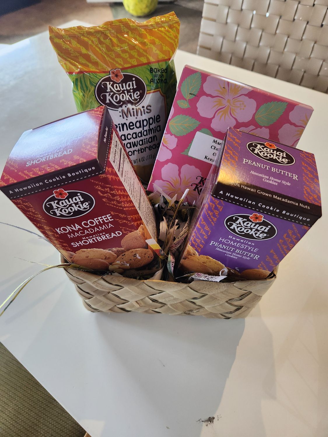 Kaua'i Cookie Basket