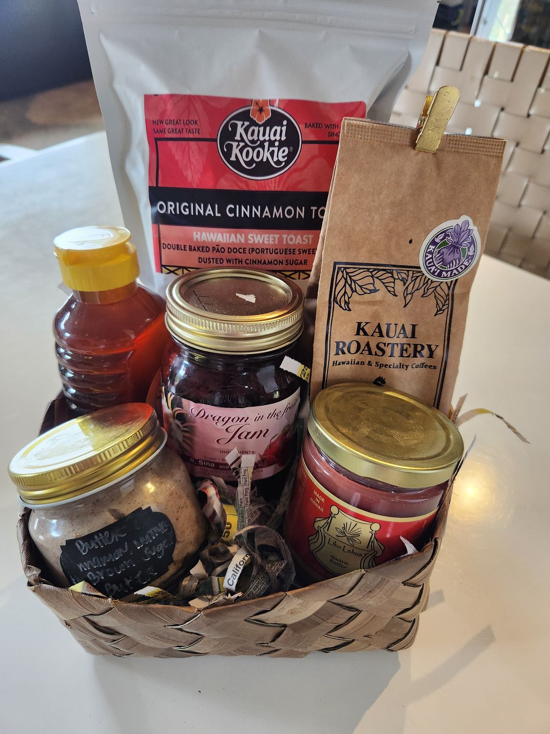 Island Treats Basket