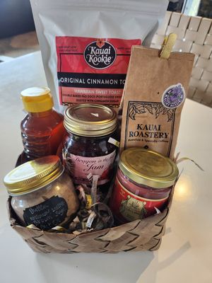 Island Treats Basket