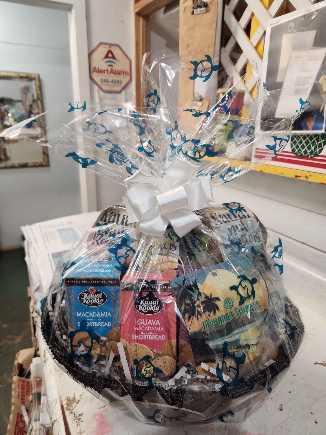 Island Treats Basket