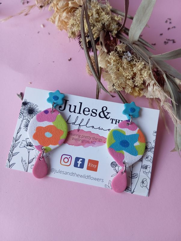 On the hills - Pink drops