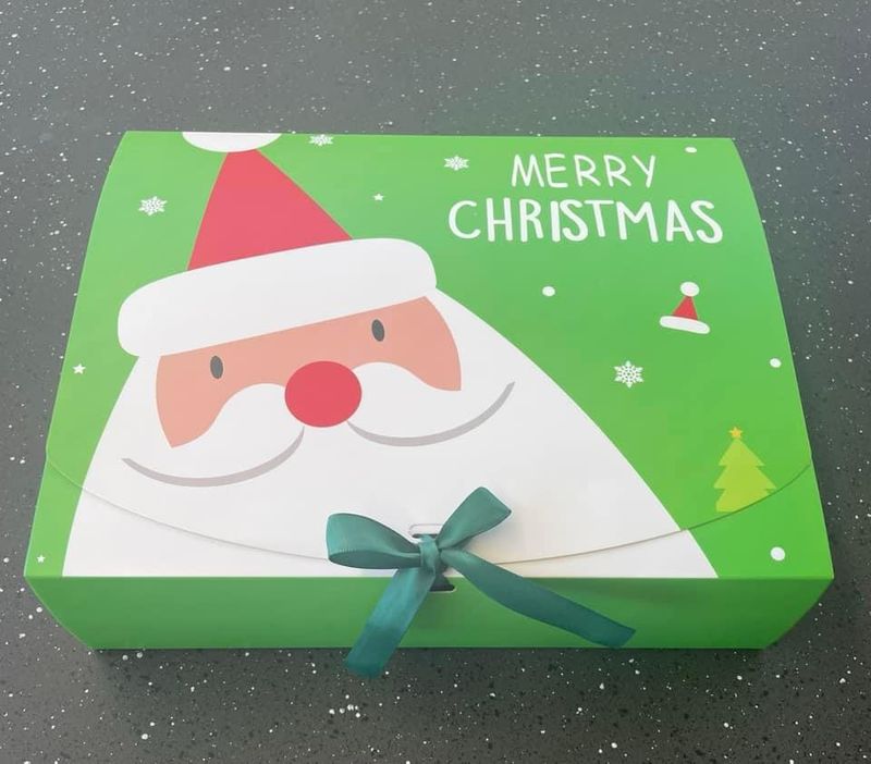 Personalised GREEN Christmas Gift Box