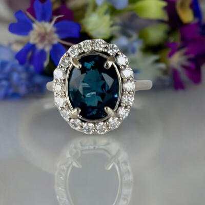 3.5ct oval London Blue Topaz ring 10K gold