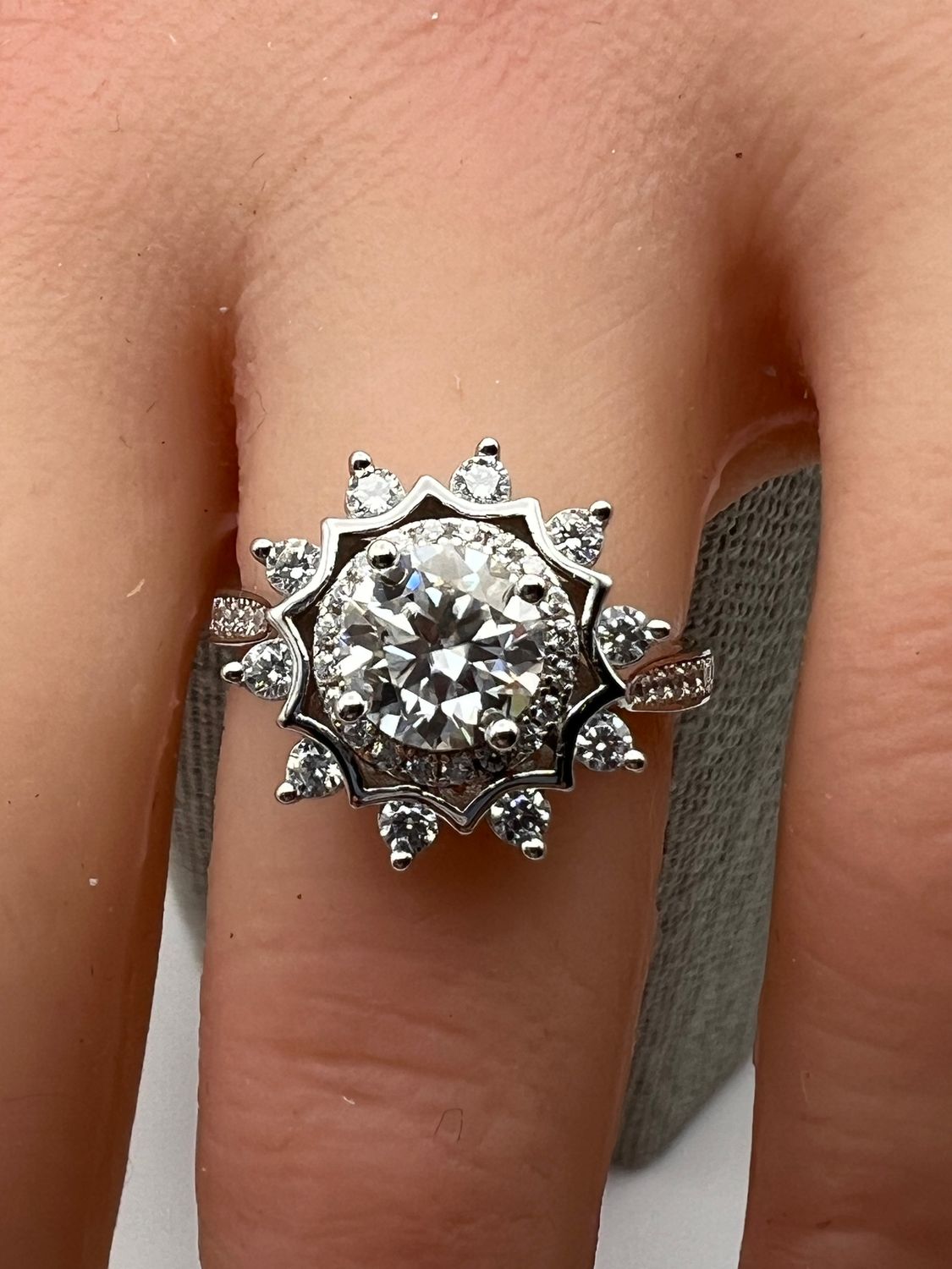 1+ct moissanite and 925 sterling with 18k gold plating sunshine ring