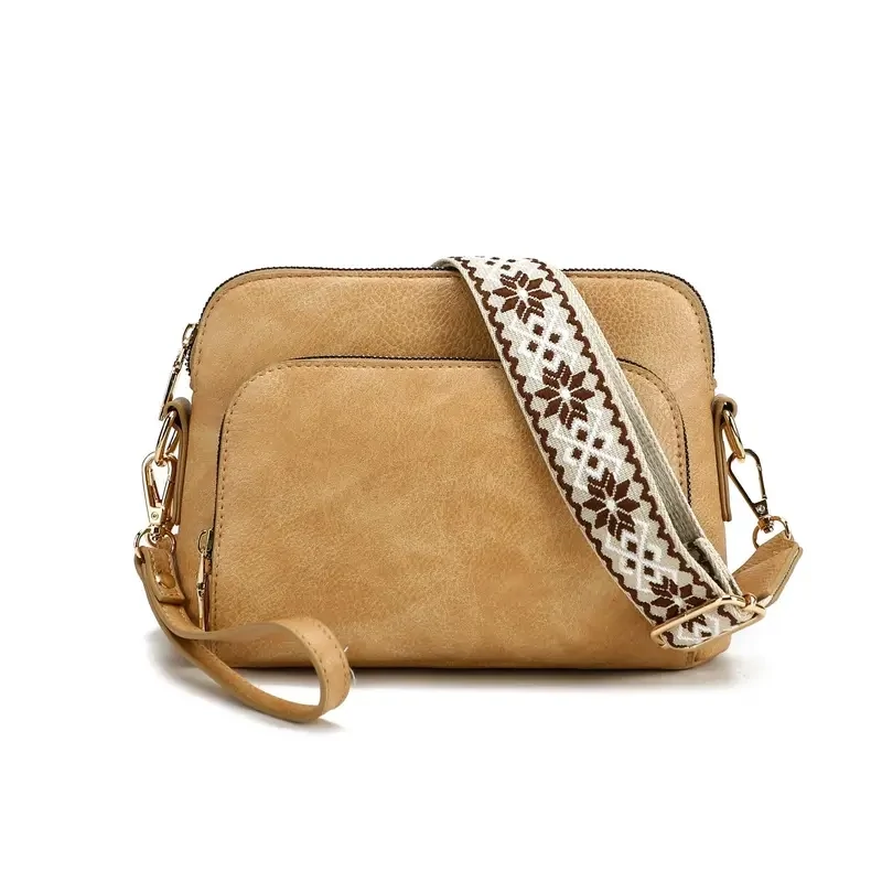 Classic Women&#39;s Crossbody With Wide Adjustable Guitar Straps
