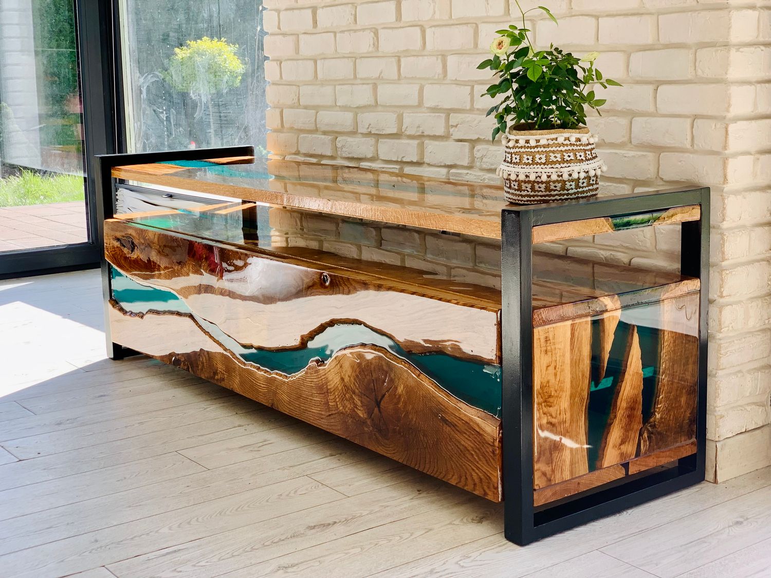 Hand-carved RTV cabinet made of noble solid wood and epoxy resin