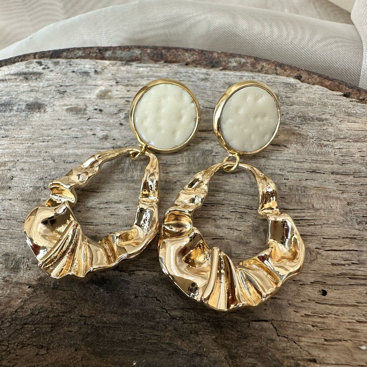 Ohrringe &quot;​Twisted Gold Waves Brilliant&quot;