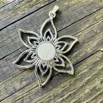 Anhänger „flower“