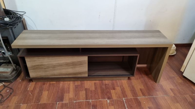 (L669) Rack Para TV Y Audio Estilo Minimalista Con Puerta Corrediza (180x40x62)