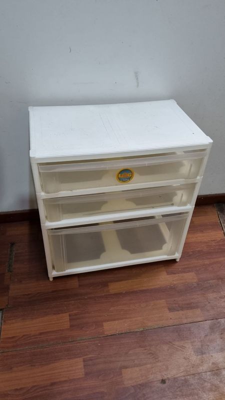 (L670) Organizador En PVC Tres Cajones (67x42x70)
