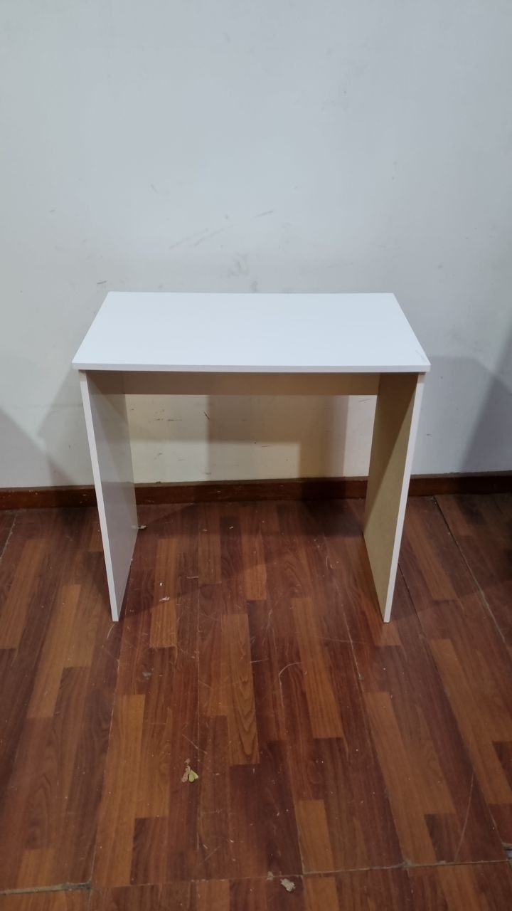 (L718) Escritorio Mesa De Trabajo Pequeña (74x45x76)