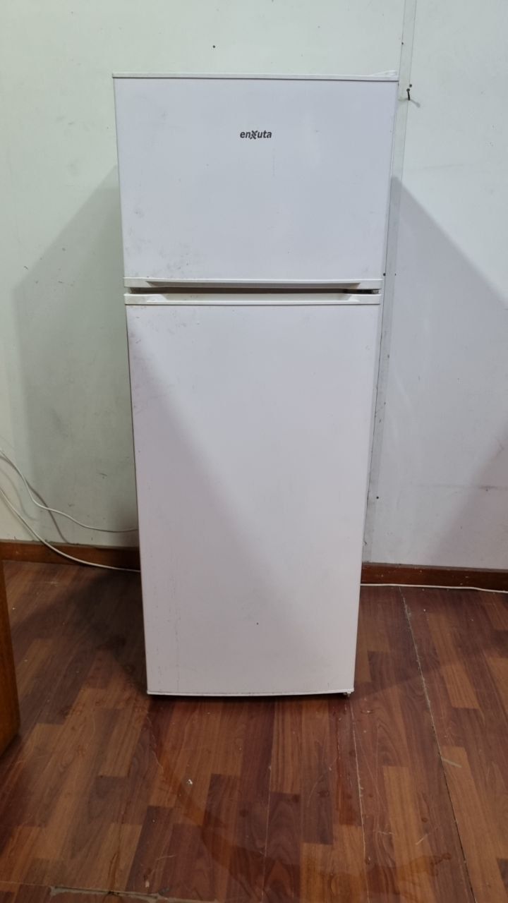 (L745) Heladera Enxuta En Muy Buen Estado (54x54x145)