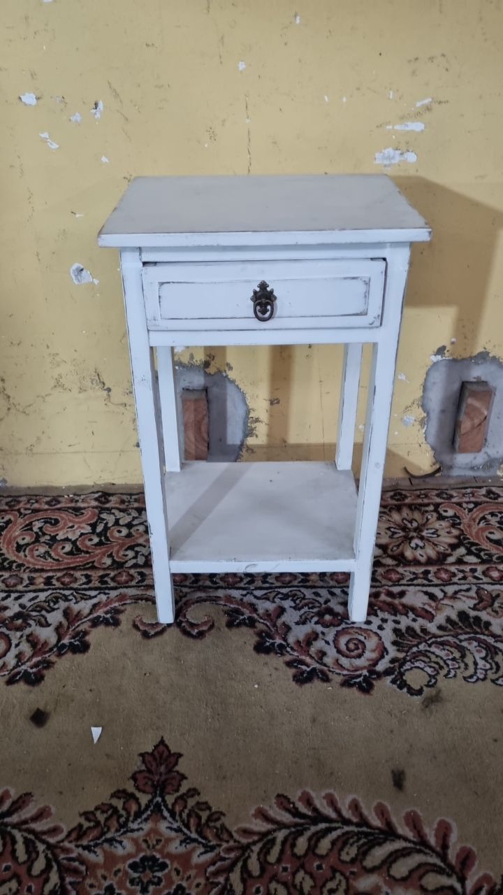 (L733) Mesa De Luz Alta O Mesa Auxiliar En Madera Maciza (40x32x70)