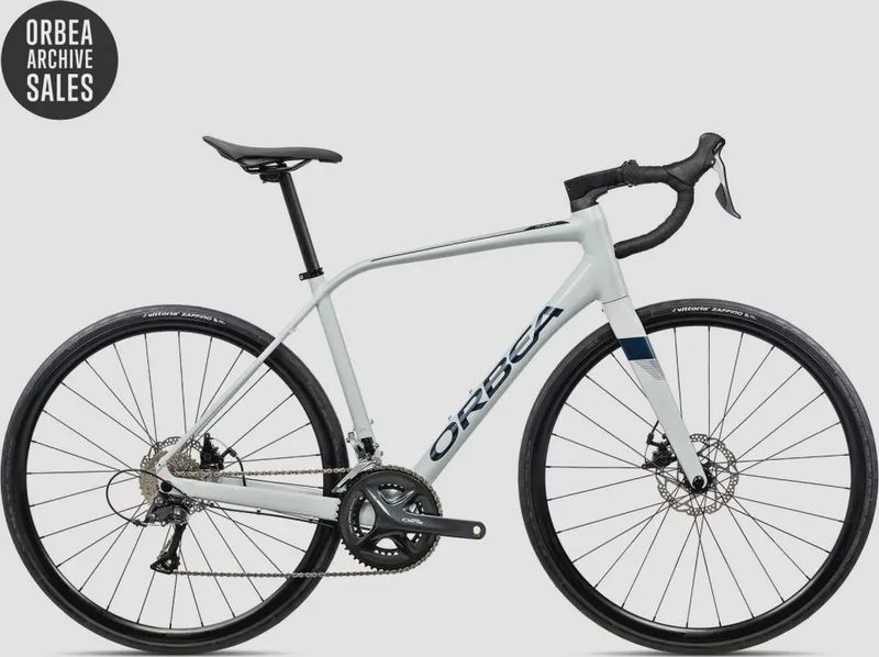 22 AVANT H60-D 53 White Grey