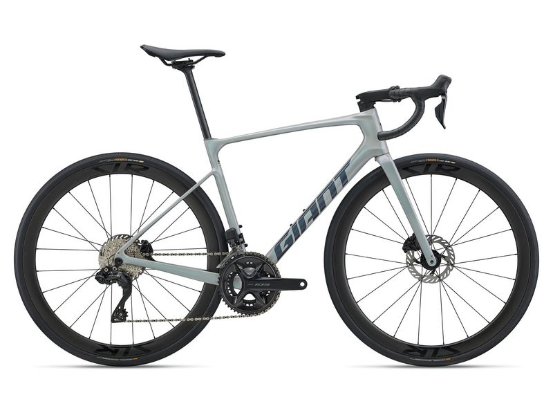 27 Giant Defy Advanced 0 Supernova Grey