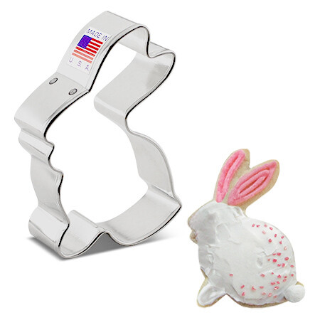 AC Cookie Cutter Sitting Bunny 3 1/4&quot;