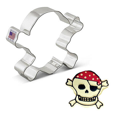 AC  Cookie Cutter Skull &amp; Crossbones