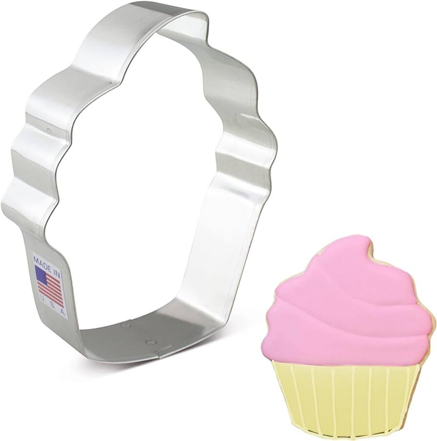 AC Cookie Cutter Cupcake