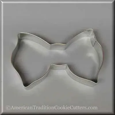 AT Cookie Cutter Bow Tie 5&quot;