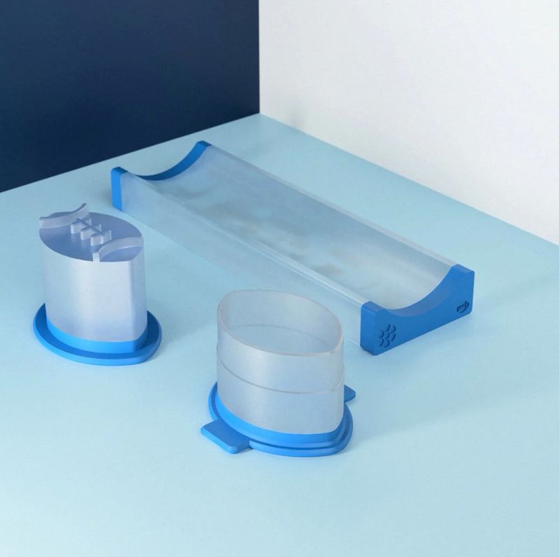 Daisy Makes Football Popper Medium / Cutter/Popper/Tray