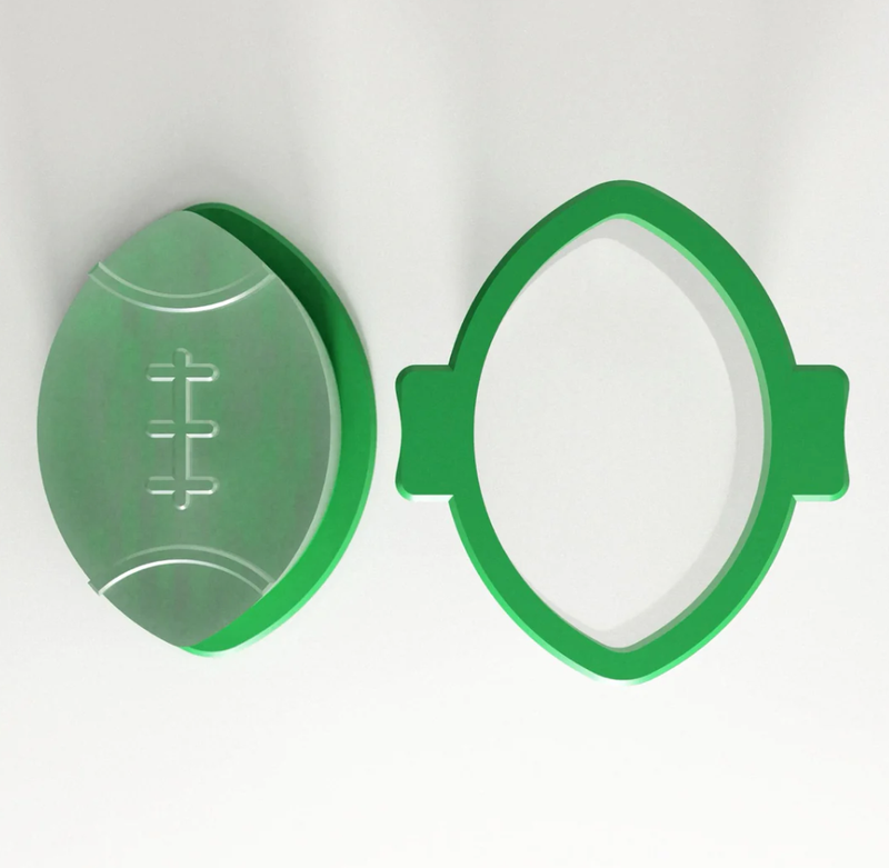 Daisy Makes Football Popper Medium / Cutter/Popper/Tray