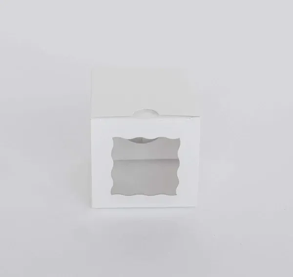Regular Box 4x4x4 Window Glued