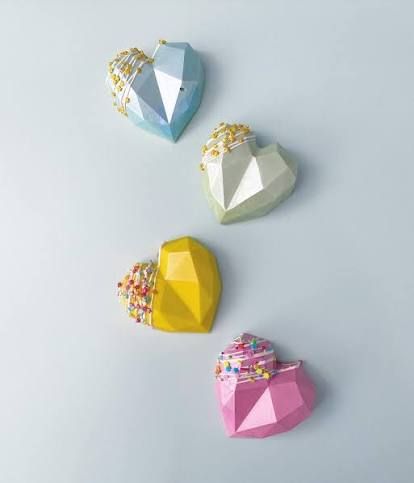 BWB Geometric Small Heart 4 Cavities 3 Part Mold