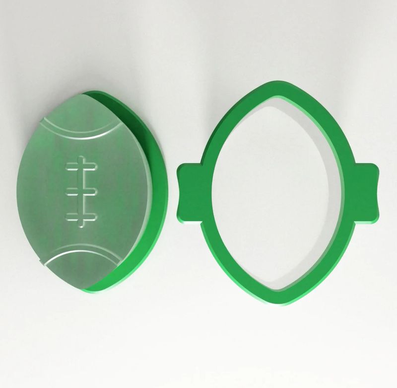 Daisy Makes Football Popper Medium / Cutter/Popper/Tray