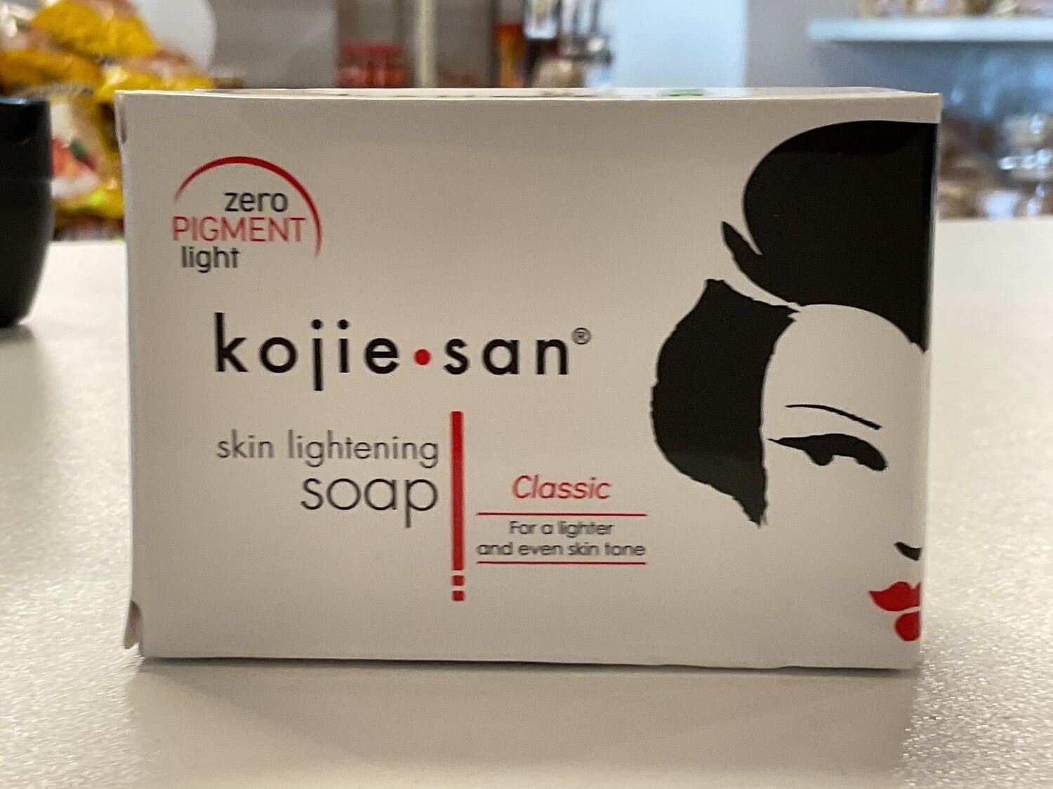 *KOJIE -SAN CLASSIC SKIN LIGHTENING SOAP 135G