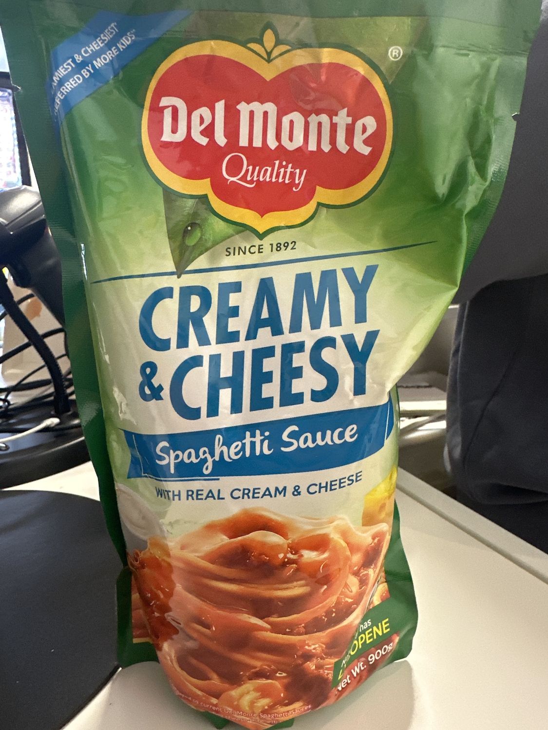 DM CREAMY AND CHEESY SPAGHETTI SAUCE 900G