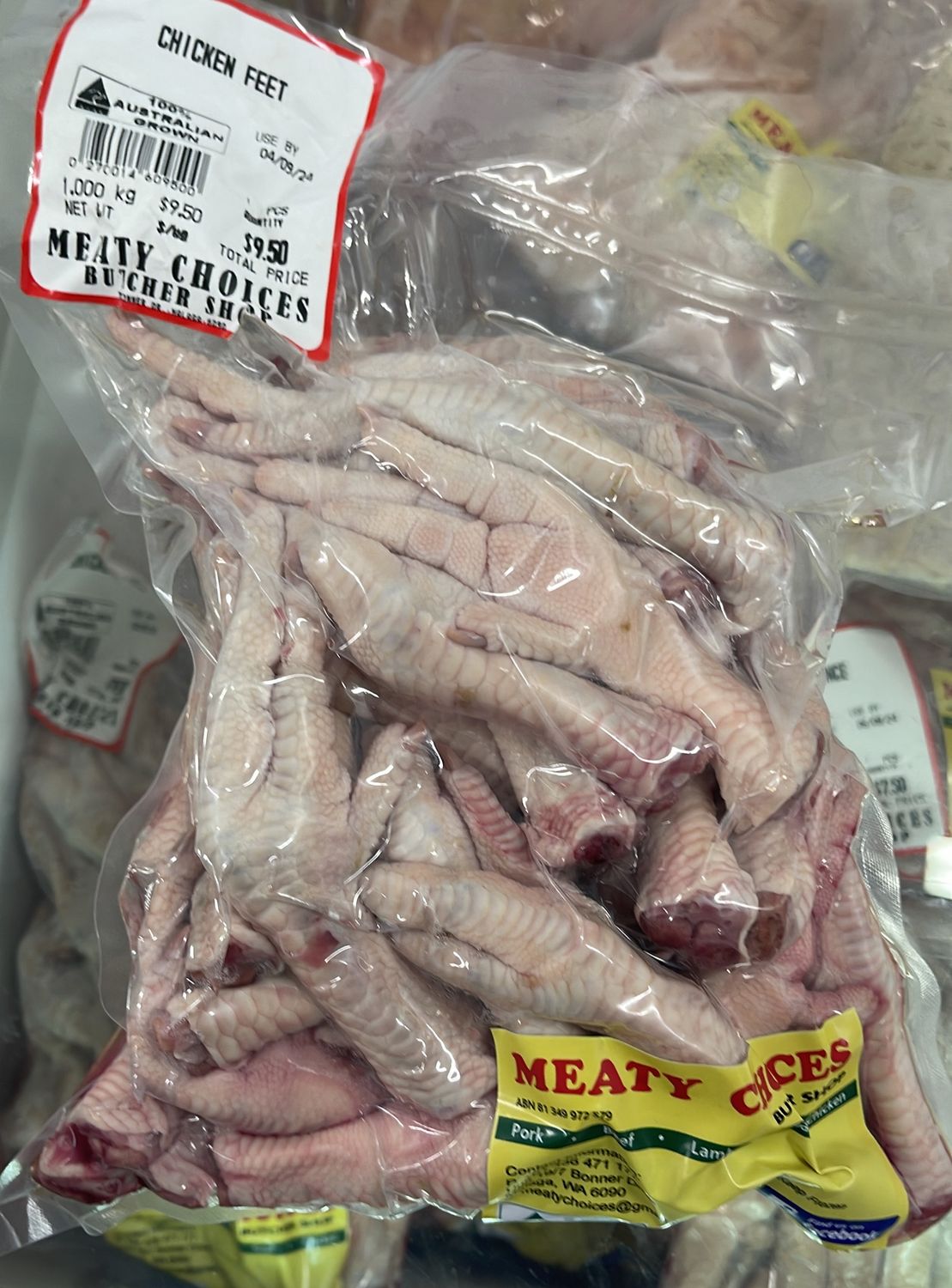 MC CHICKEN FEET 1KG