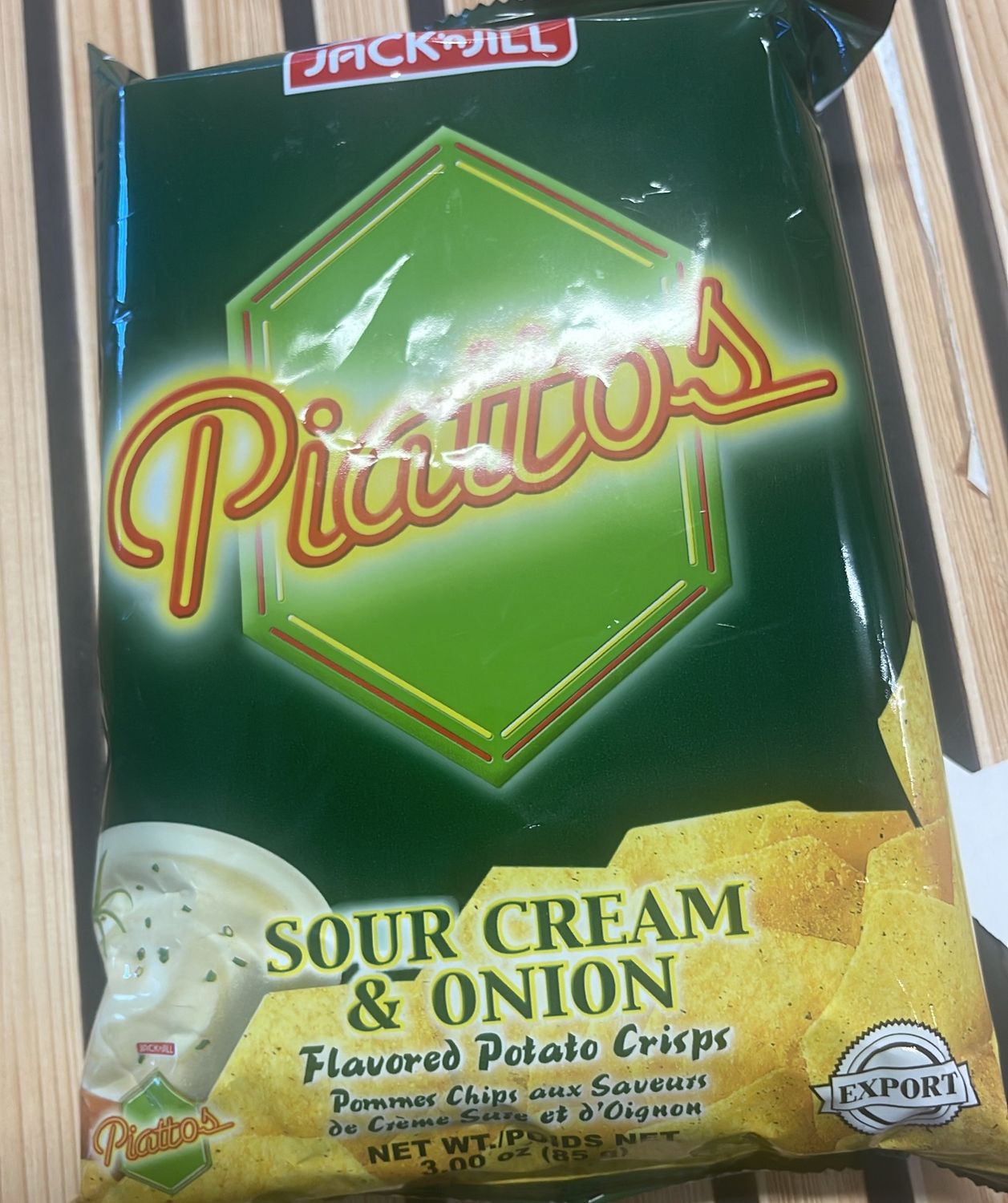 *JACK&#39;N JILL PIATTOS SOUR CREAM 85G