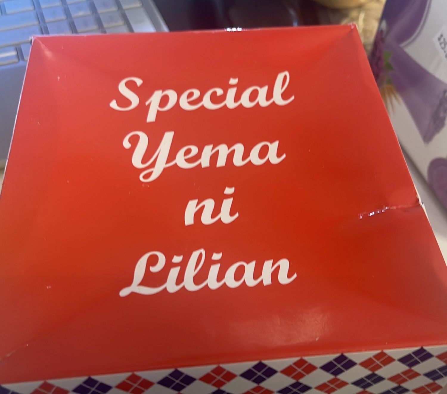 SPECIAL YEMA NI LILIAN BOX