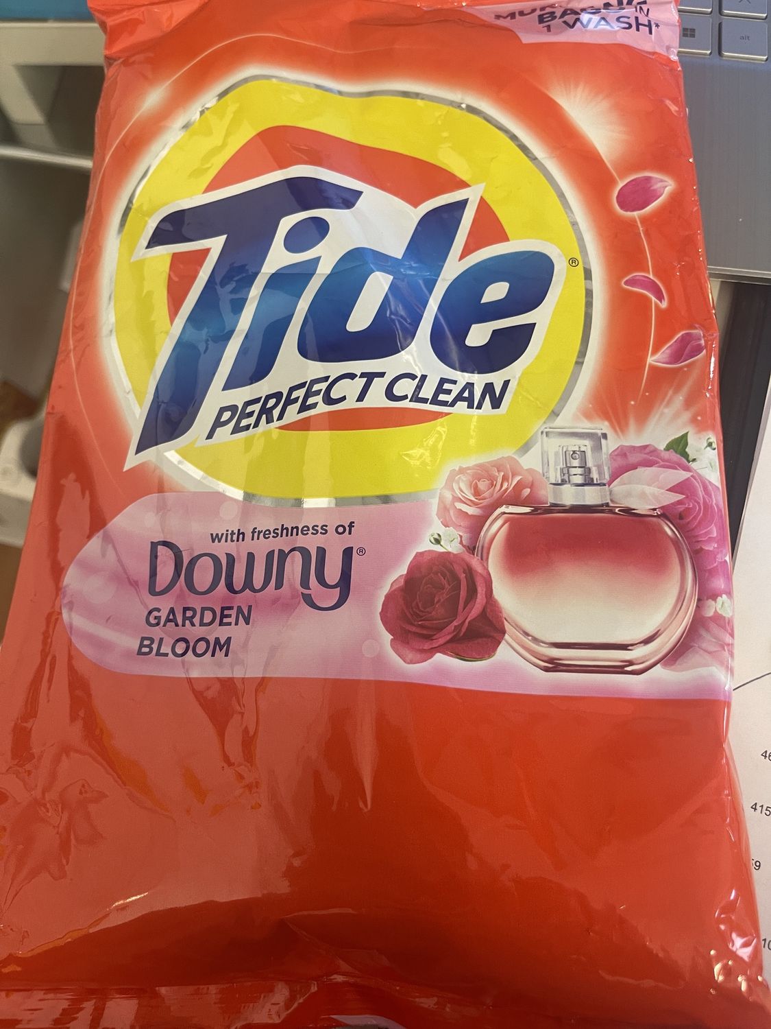 *TIDE POWDER WITH DOWNY GARDEN BLOOM 1.22G