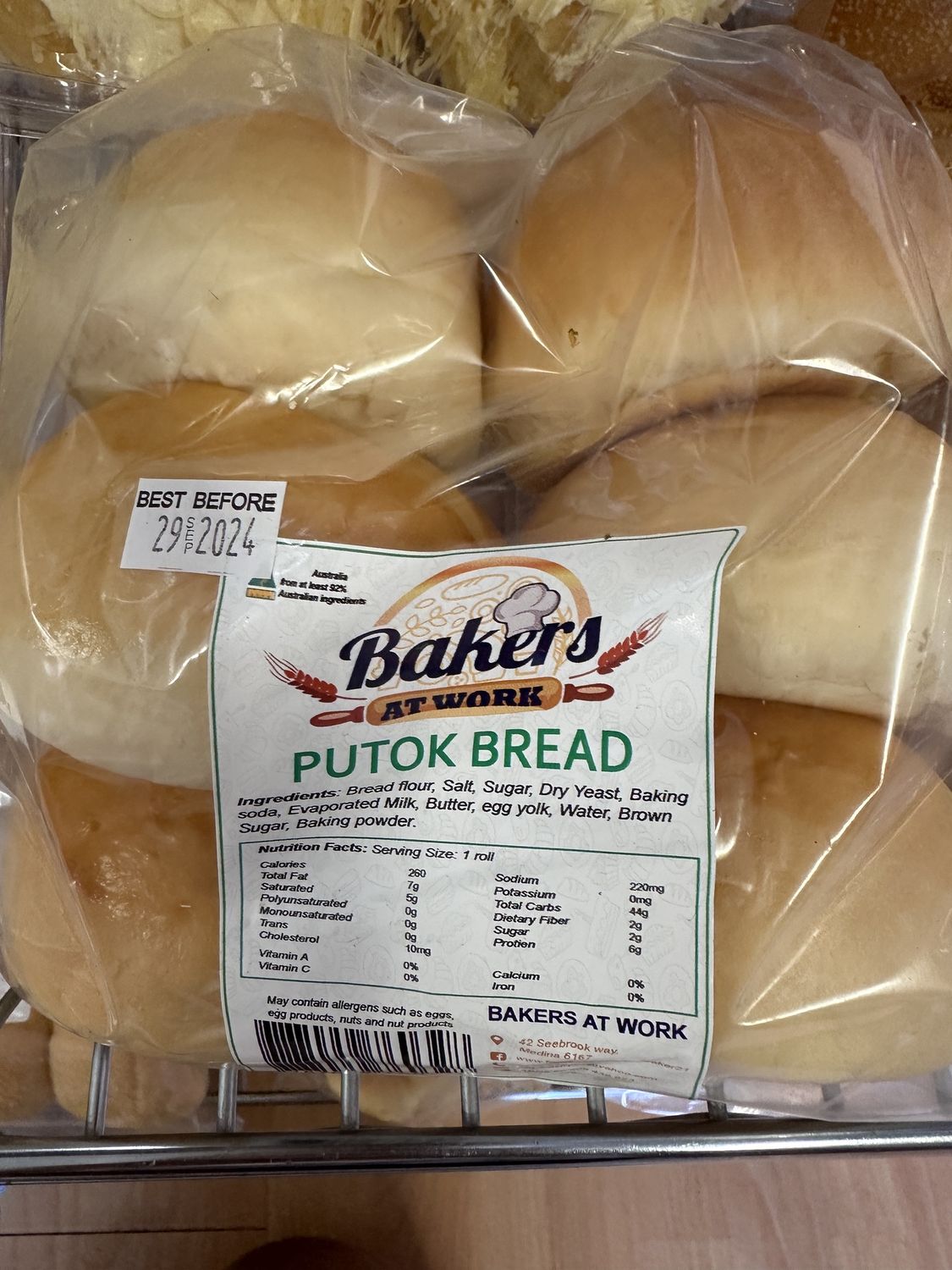 BAKERS PUTOK BREAD