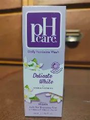 *PH CARE FEMININE WASH DELICATE WHITE (PURPLE) 250ML
