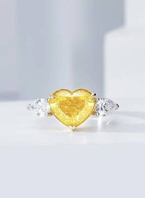 PETCHPLOY’s 4.52 CT Fancy Yellow Diamond, Diamond Ring
