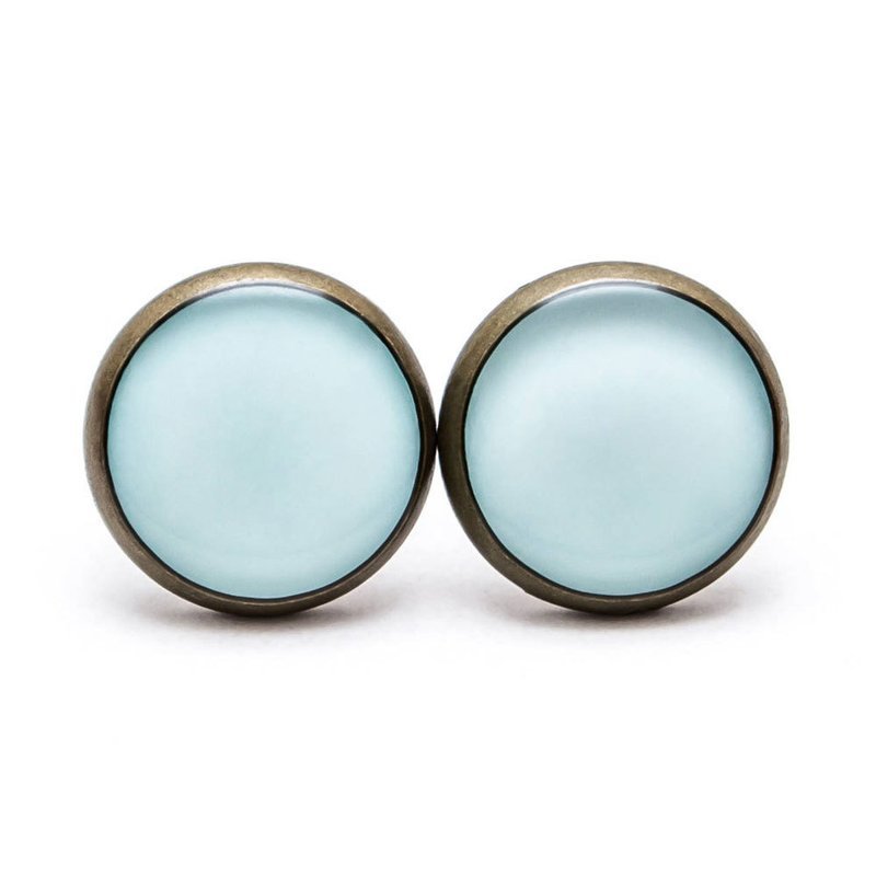 Farby roka 2016 - Limpet shell
