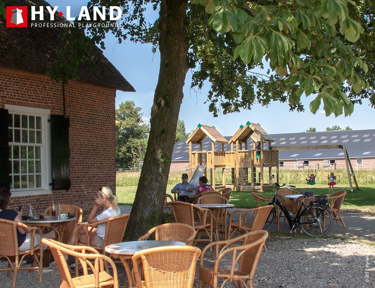 Hy-Land speeltoren P8s