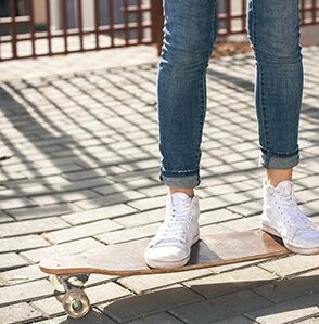 DENIM SKINNIES